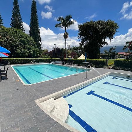 Villa Alejandra Del Quindio กาลาร์กา ภายนอก รูปภาพ