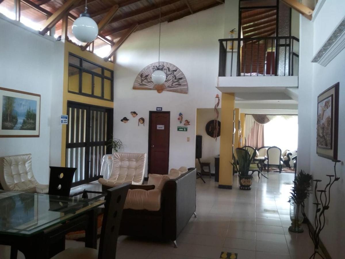 Villa Alejandra Del Quindio กาลาร์กา ภายนอก รูปภาพ