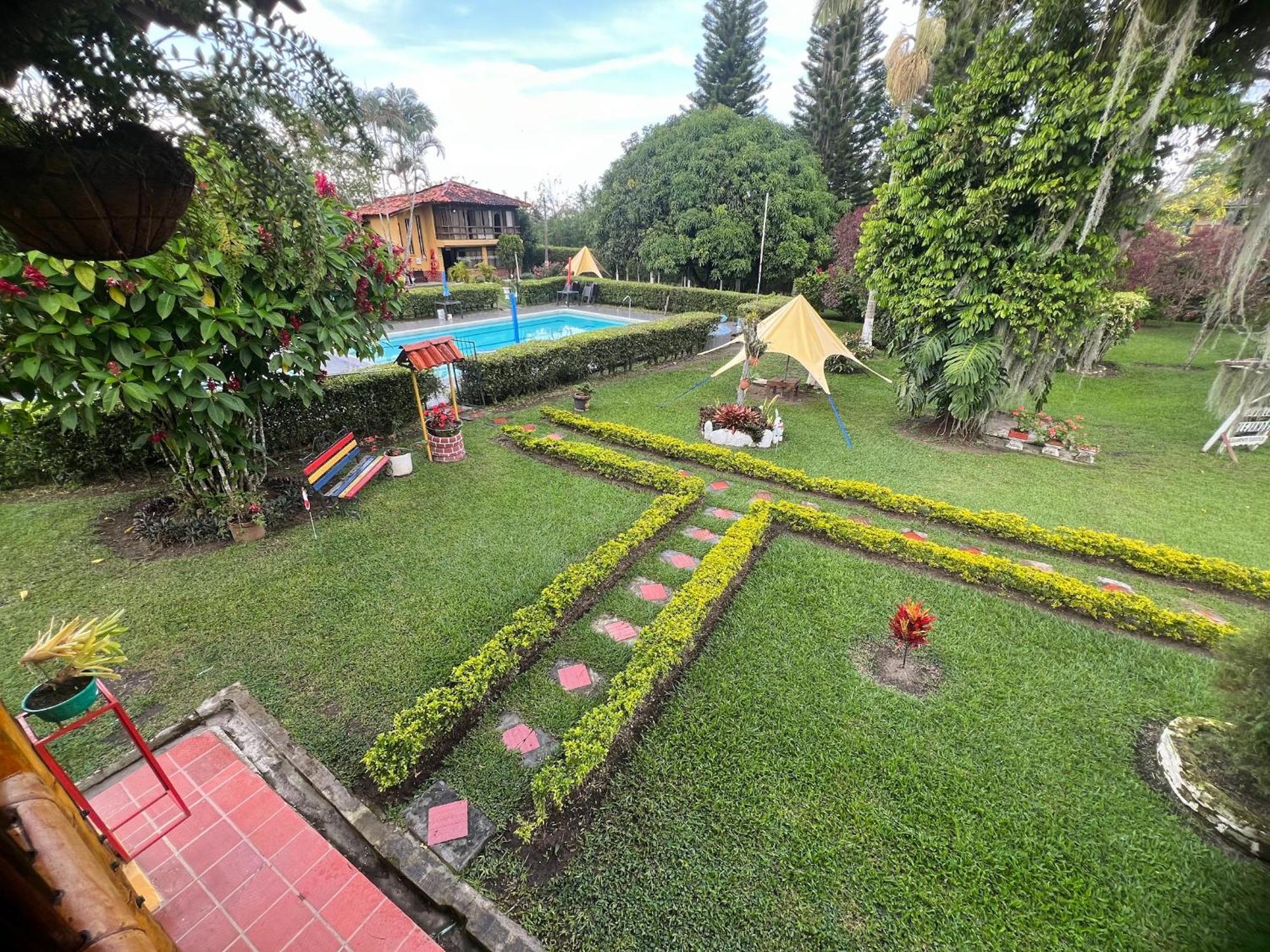 Villa Alejandra Del Quindio กาลาร์กา ภายนอก รูปภาพ