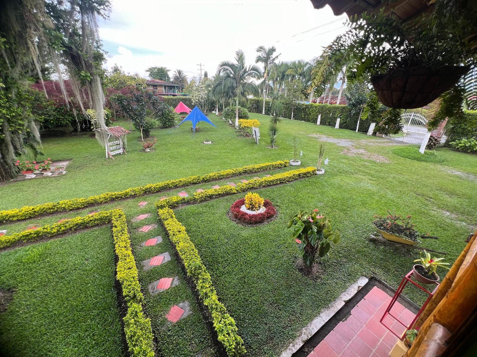 Villa Alejandra Del Quindio กาลาร์กา ภายนอก รูปภาพ