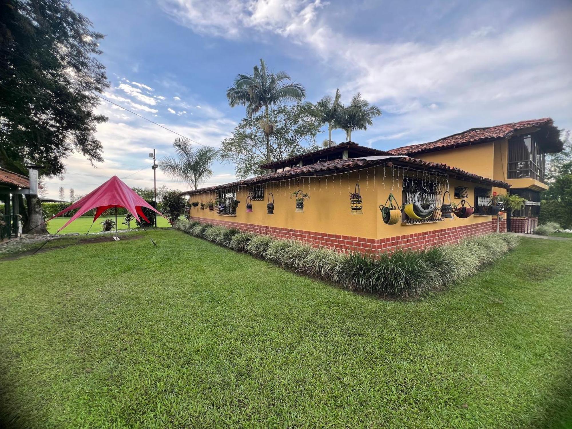 Villa Alejandra Del Quindio กาลาร์กา ภายนอก รูปภาพ