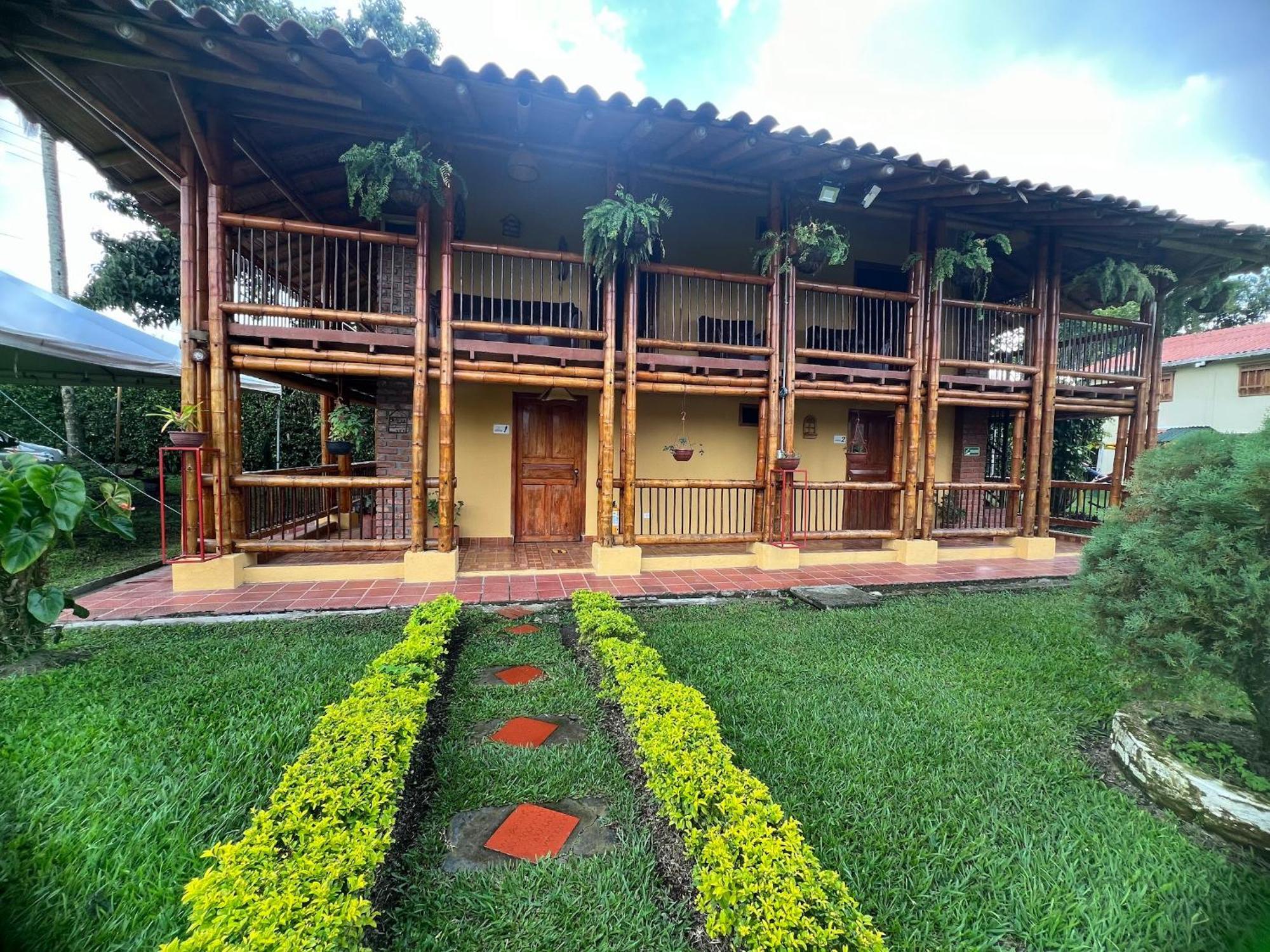 Villa Alejandra Del Quindio กาลาร์กา ภายนอก รูปภาพ