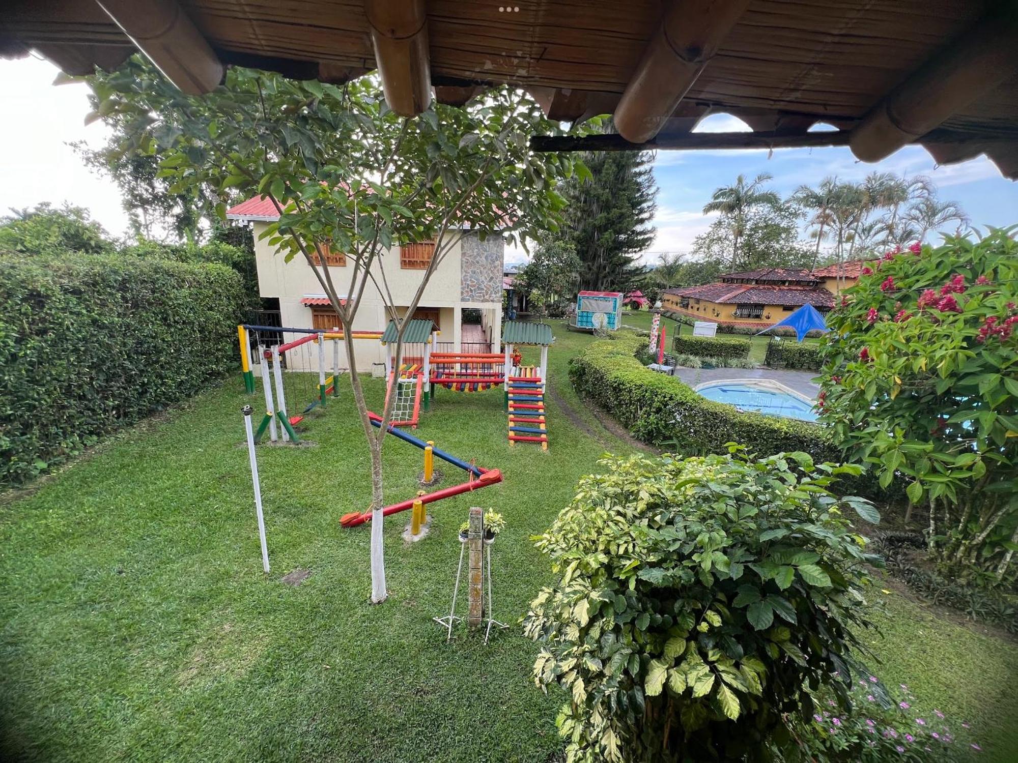 Villa Alejandra Del Quindio กาลาร์กา ภายนอก รูปภาพ